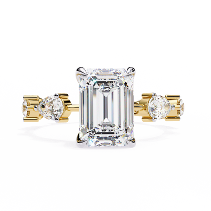 Royal Emerald 2.8 Carat solitaire Ring