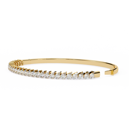 14 Pointer Pear Trail Diamond Kada Bracelet