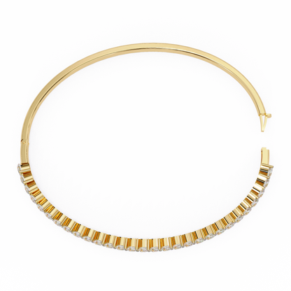 14 Pointer Pear Trail Diamond Kada Bracelet